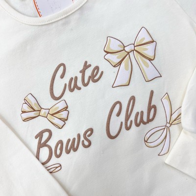 Conj. Blusa Manga Longa Cute Bows Club e Short Saia Corações - Off White e Caramelo